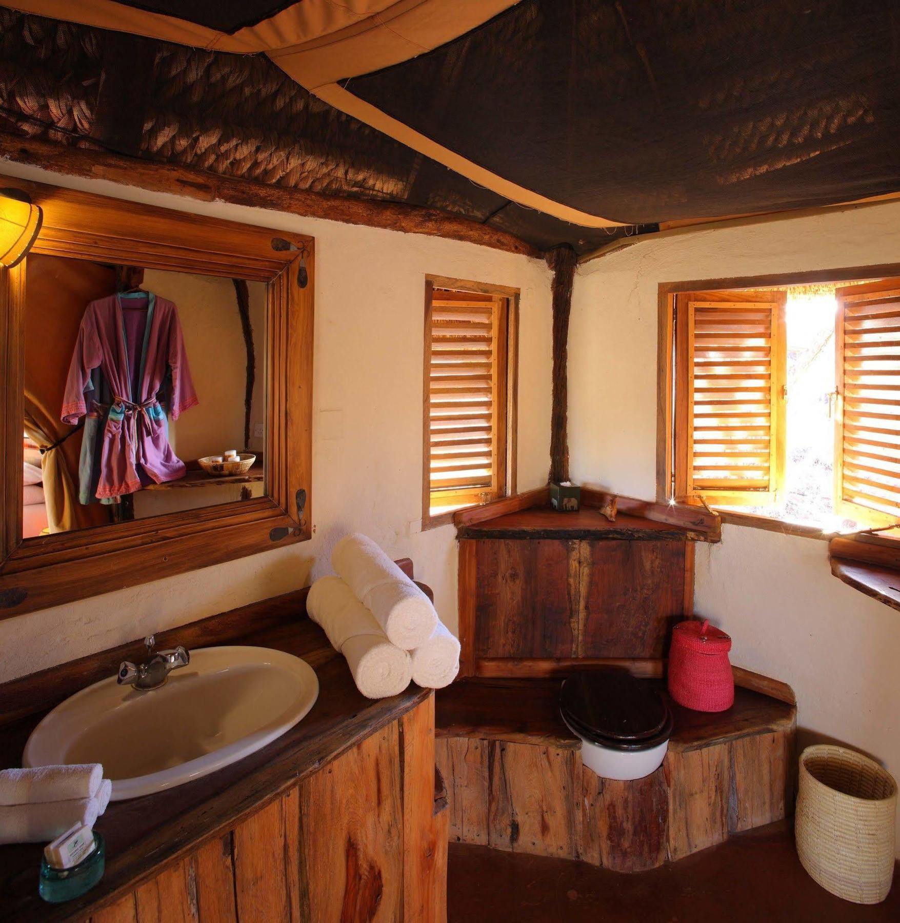 Elewana Lewa Safari Camp Hotel Timau Exterior photo